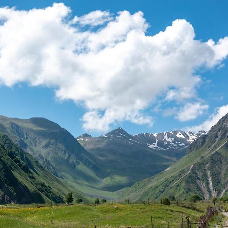 Terkhena Hotel Казбеги Екстериор снимка