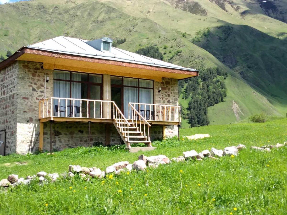Terkhena Hotel Казбеги Екстериор снимка