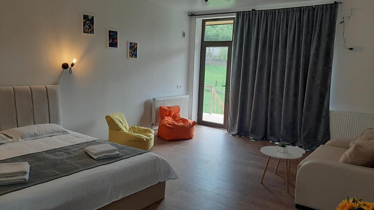 Terkhena Hotel Казбеги Екстериор снимка